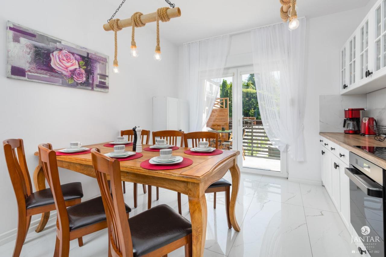 Jantar Apartamenty Sobieskiego Kolobrzeg Bagian luar foto